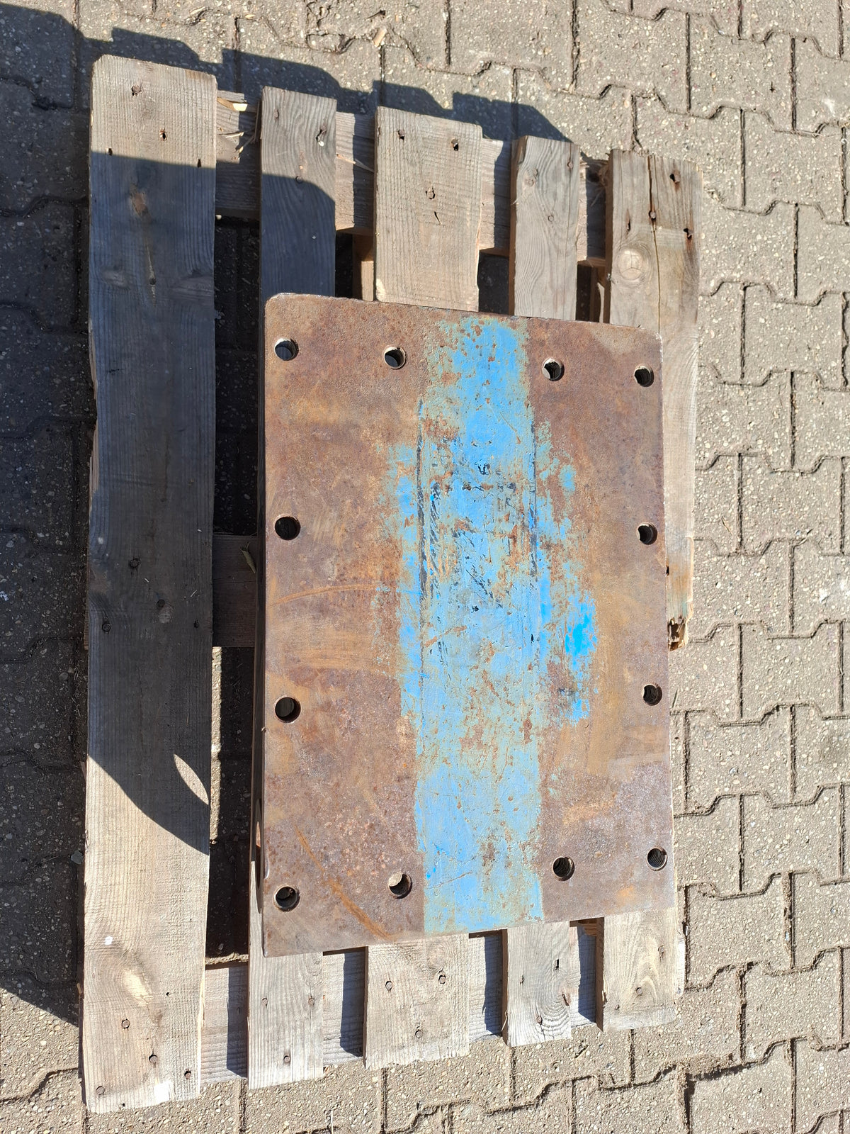 Adapterplatte mit Bohrbild