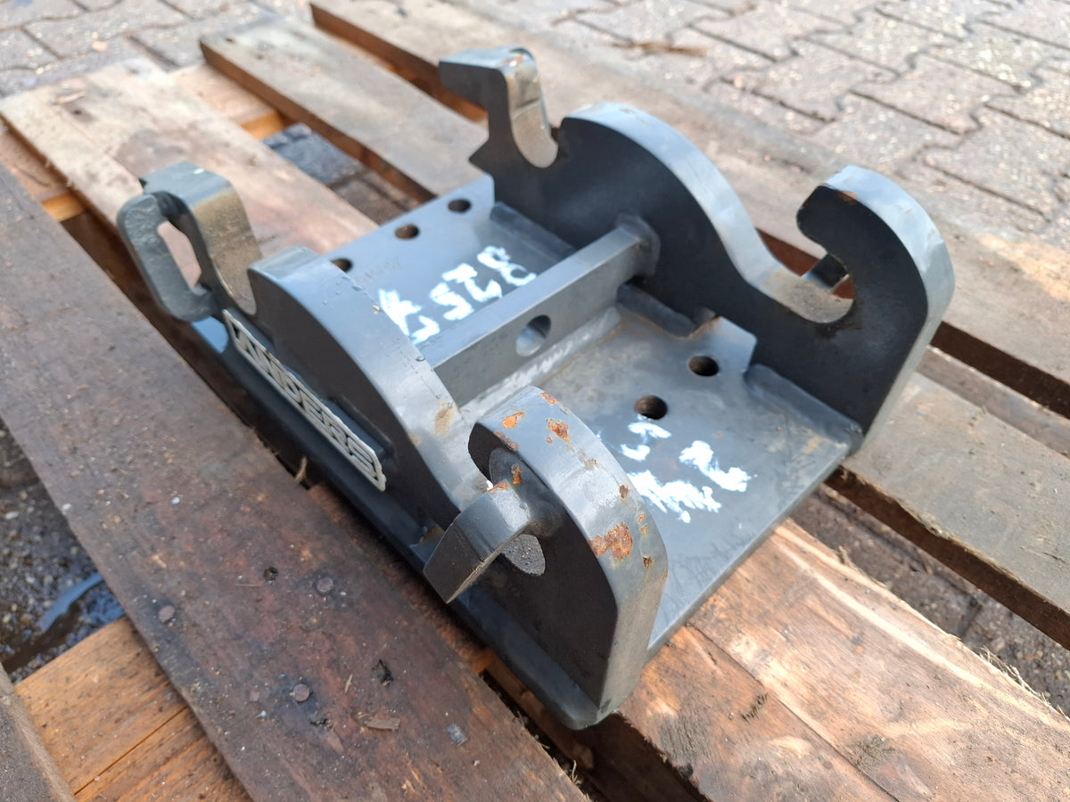 Adapterplatte mit Bohrbild Verachtert CW05