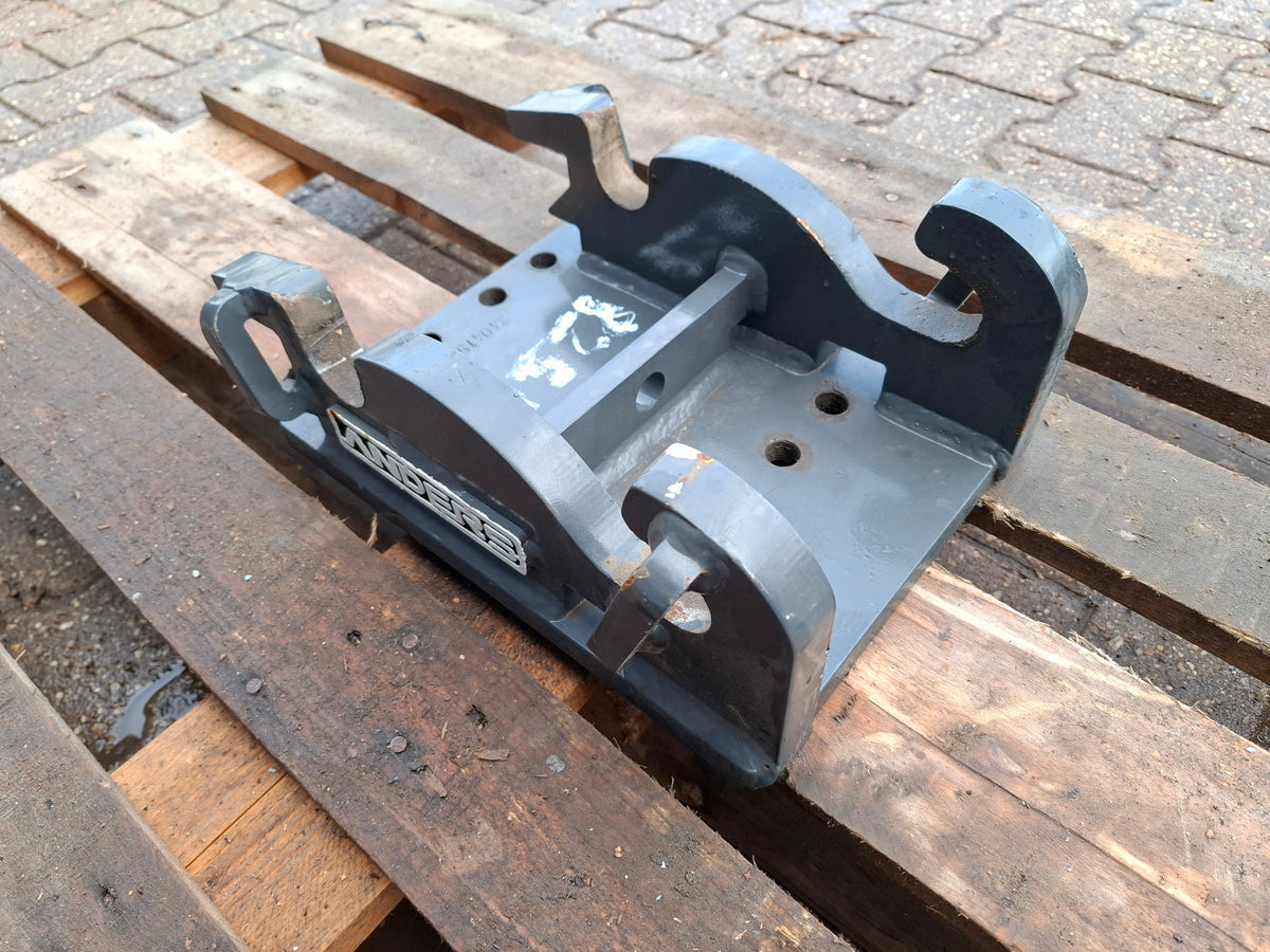 Adapterplatte mit Bohrbild Verachtert CW05