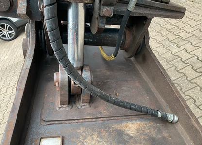 197cm Schwenktieflöffel /  hydr. Grabenräumlöffel Volvo S1