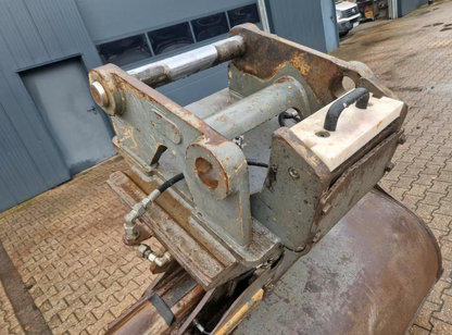 1800mm Schwenktieflöffel Liebherr SW48 Likufix