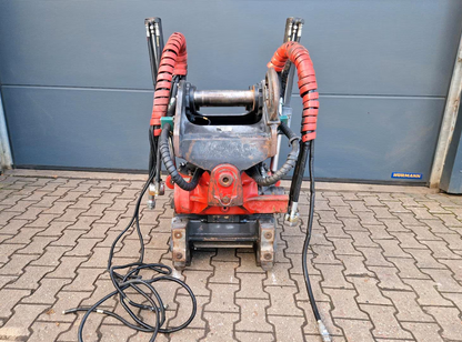 Rototilt R8 Tiltrotator - Oilquick OQ70/55