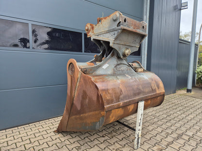 1650mm Schwenktieflöffel / hydr Grabenräumlöffel Liebherr Oilquick OQ80