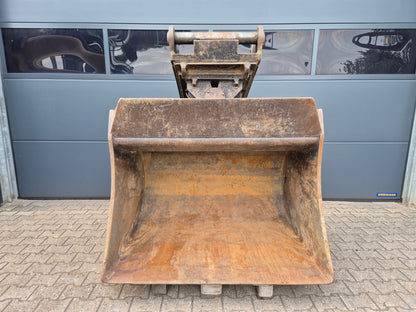 1500mm Schwenktieflöffel Oilquick OQ80