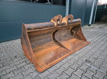 2250mm Starre Grabenräumlöffel Verachtert CW30S / CW40S