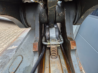 1650mm Schwenktieflöffel / hydr Grabenräumlöffel Liebherr Oilquick OQ80