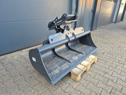 1600mm hydr Grabenräumlöffel Oilquick OQ45